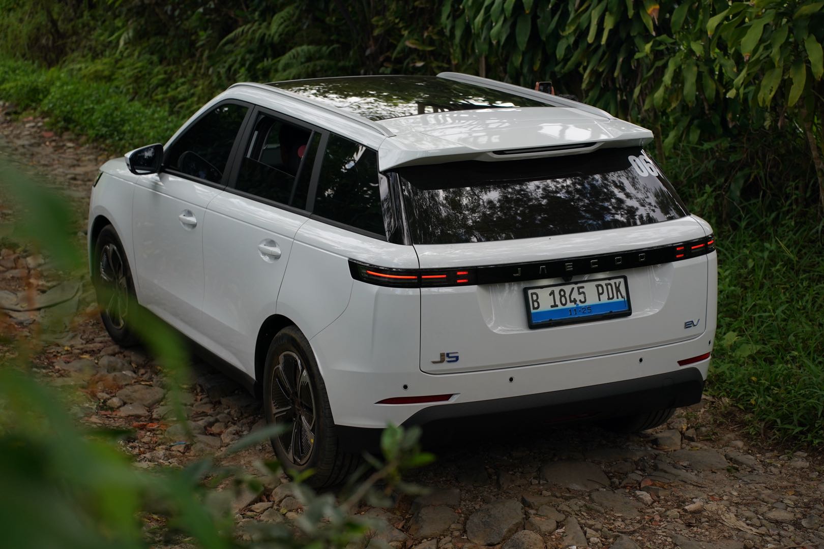 Bebas Range Anxiety, JAECOO J5 EV Jadi Solusi Perjalanan Jauh - Gak # ...